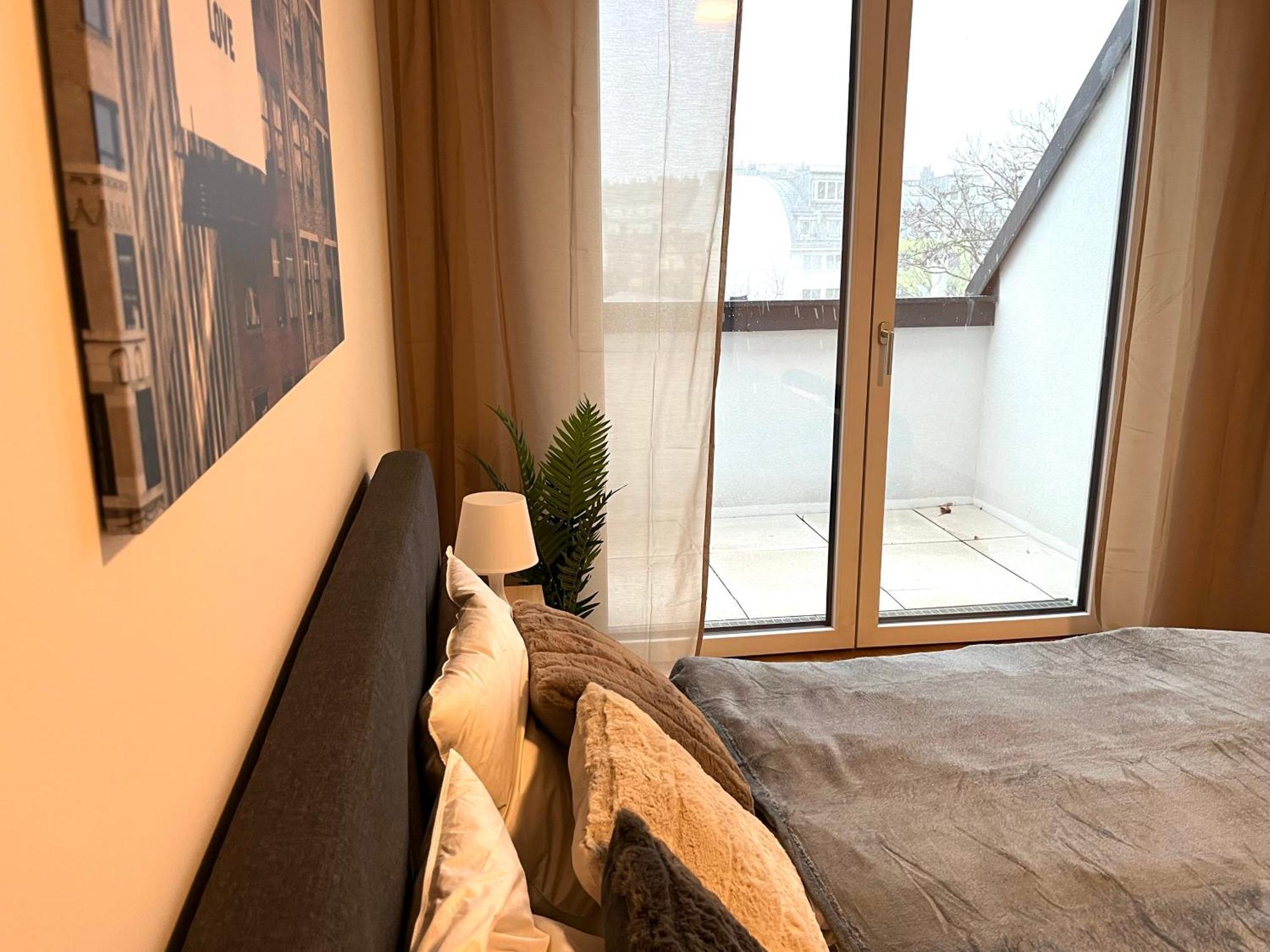 Free Parking / Brandnew With Air Condition And Balcony ウィーン エクステリア 写真